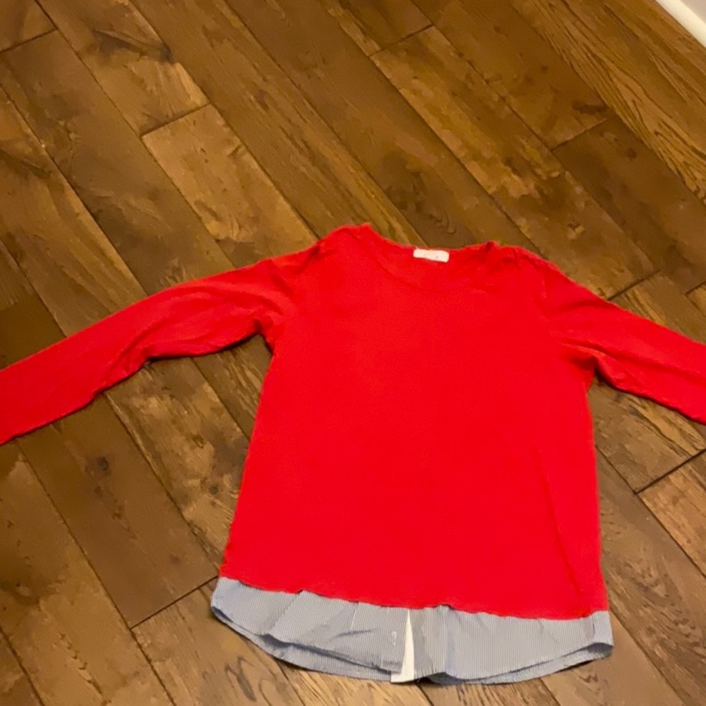 Long sleeve tshirt with shirttails detail